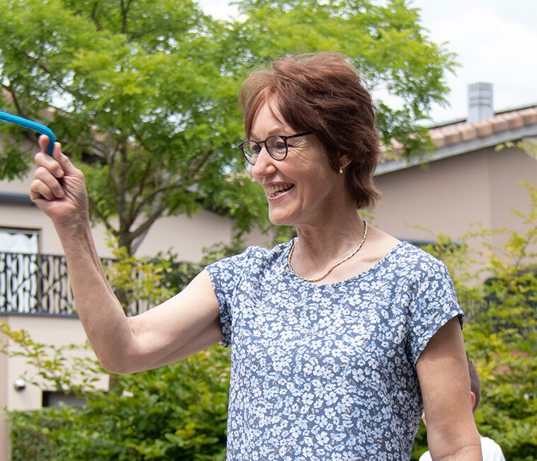Onze collega Geerda aan het werk op onze BSO-locatie.
